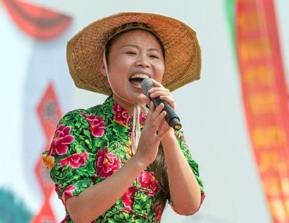 草帽姐女徒弟爆料视频,揭秘幕后的惊人真相