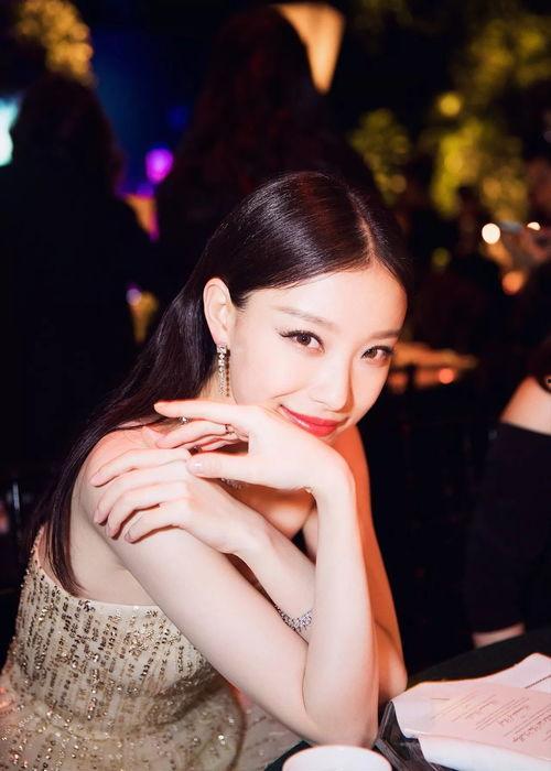 倪妮南京爆料是真的吗视频,倪妮南京爆料视频真实性揭秘