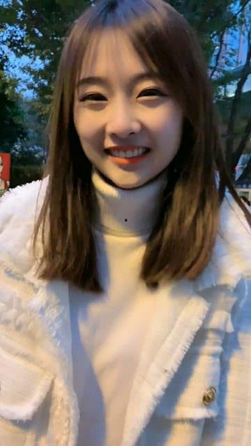苏宁小姐姐爆料视频播放,揭秘幕后精彩瞬间