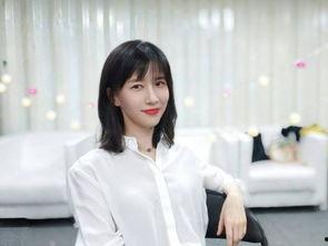 娱乐圈女生爆料网红是谁,揭秘网红身份之谜