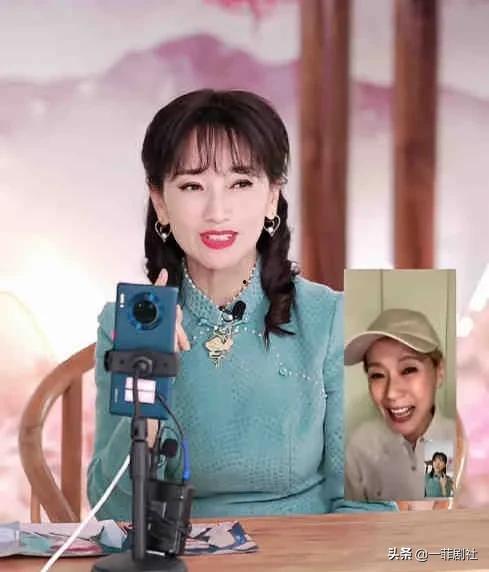 明星穿衣大爆料最新视频,最新视频大爆料，潮流趋势一网打尽